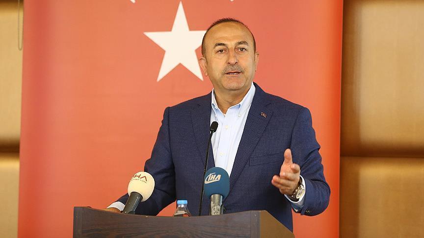 وزیر خارجه تركیه: پس از همه پرسی در خصوص لغو روادید با اتحادیه اروپا مذاكره می كنیم