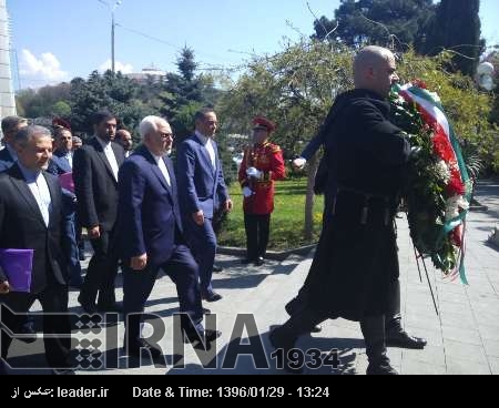 Zarif, Gürcistan Parlamento Başkanı ile görüştü Zarif, Gürcistan Parlamento Başkanı ile görüştü
