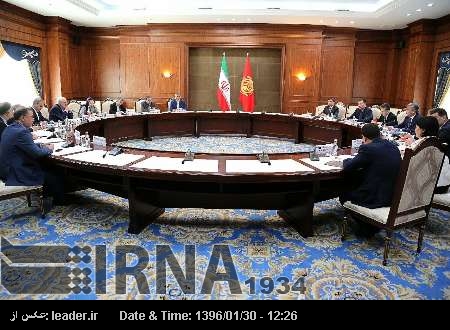Zarif ve Kırgızistan Dışişleri Bakanları görüştü Zarif ve Kırgızistan Dışişleri Bakanları görüştü