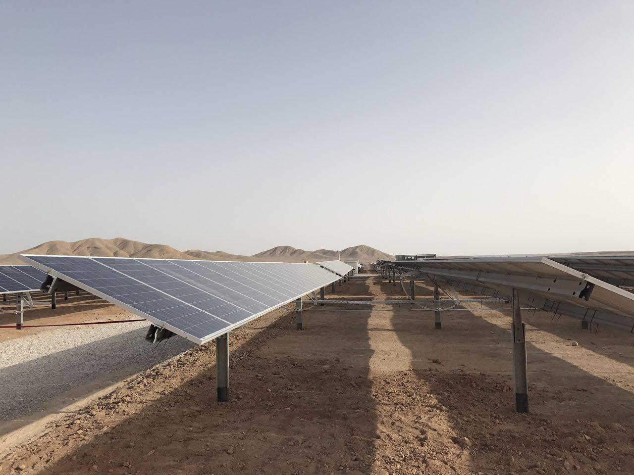 بزرگترین نیروگاه خورشیدی كشور در جرقویه اصفهان به بهره برداری رسید