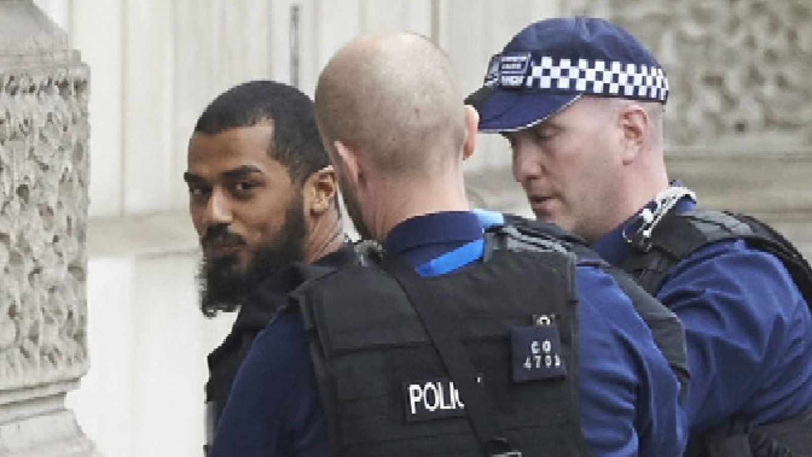 فرد دستگیر شده به ظن اقدام تروریستی در لندن شهروند انگلیس است