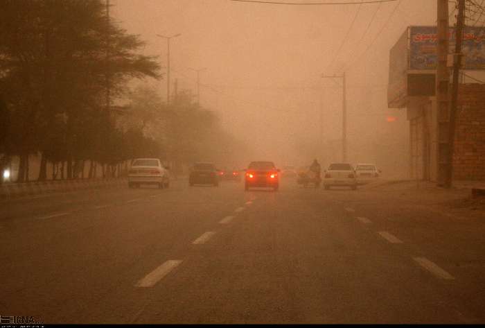 گرد و غبار در برخي نقاط خوزستان تا دوشنبه ادامه دارد
