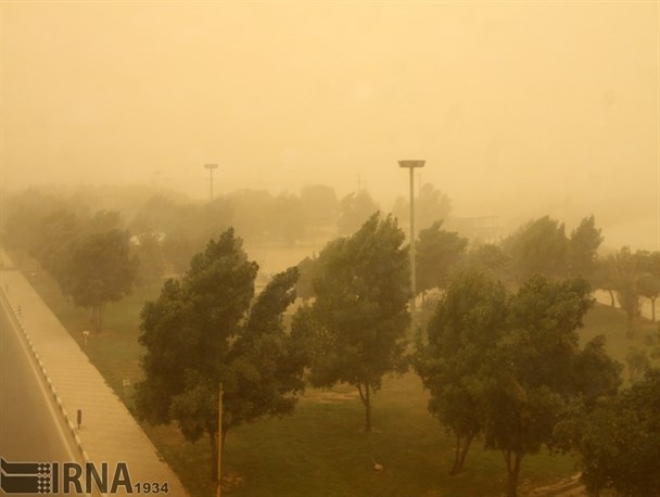 گردو غبار در خوزستان رو به كاهش است