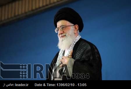 El Ayatolá Jamenei recibe a los trabajadores