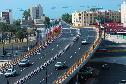 پروژ تقاطع غيرهمسطح شهداي غواص در بندرعباس به بهره برداري رسيد