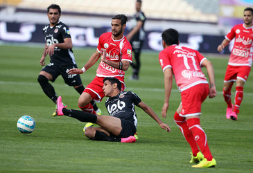 پيروزي تيم فوتبال سياه جامگان مشهد در برابر پرسپوليس تهران