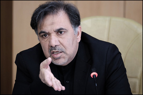 وزیر راه و شهرسازی: شهردار، تهران را به سوداگران فروخته است/ آقای چمران! خیلی دیر آمدید