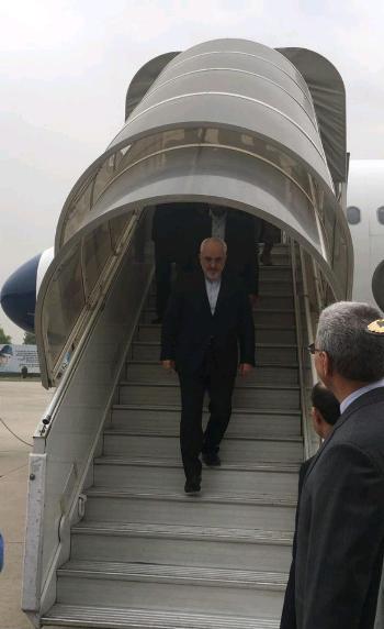 Zarif arrives in Kabul to meet top Afghan officials