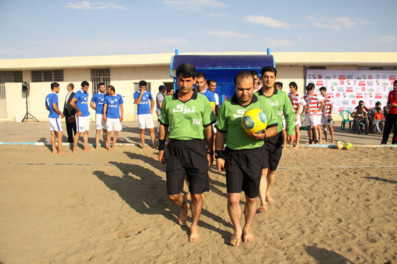 كلاس پيشرفته پيش فصل داوران ليگ برتر فوتبال ساحلي كشور در بوشهر برگزار شد