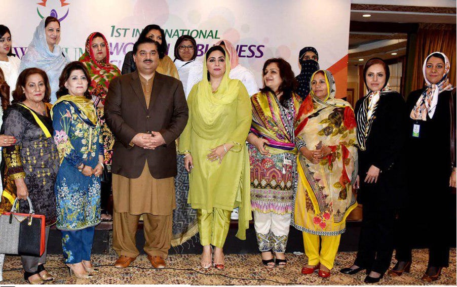 Iran female traders attend Int’l women Business Summit in Pakistan Iran female traders attend Int’l women Business Summit in Pakistan
