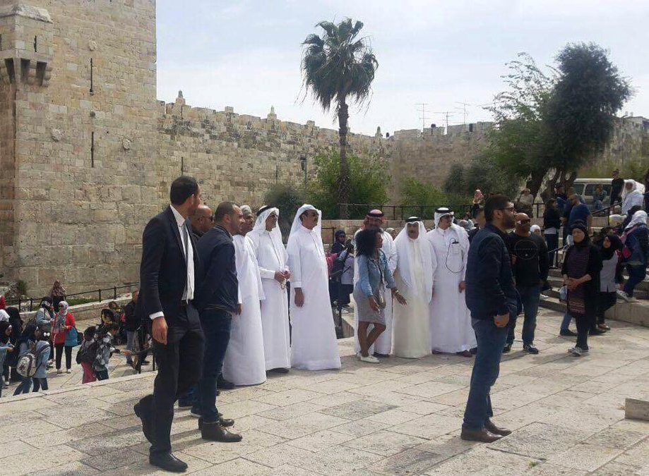 تذمرٌ فلسطينيٌ متزايد من زيارات الوفود العربية التطبيعية للقدس المحتلة تذمرٌ فلسطينيٌ متزايد من زيارات الوفود العربية التطبيعية للقدس المحتلة
