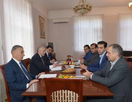 جمهوریة اذربیجان تثمن مساعدات ایران لمشردی حربها فی قرة باغ جمهوریة اذربیجان تثمن مساعدات ایران لمشردی حربها فی قرة باغ