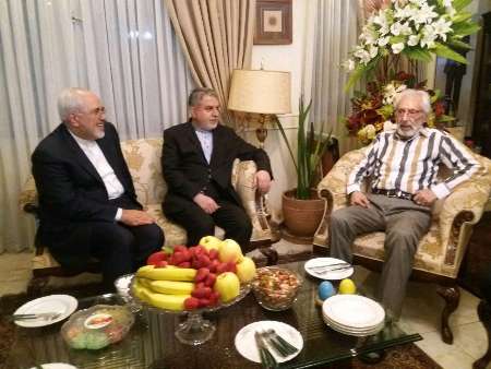 الوزیران ظریف وصالحی امیری یزوران الممثل القدیر جمشید مشایخی الوزیران ظریف وصالحی امیری یزوران الممثل القدیر جمشید مشایخی