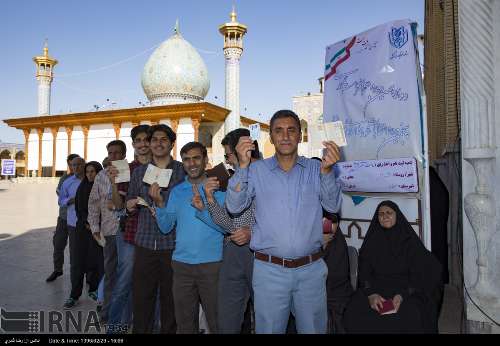 نهادها و دانشگاهیان فارس: مشارکت حداکثری در انتخابات اقتدارآفرین است