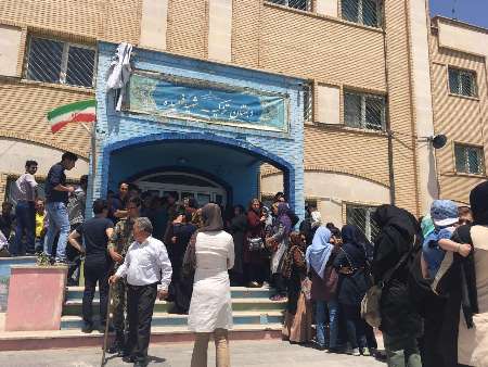تعطيل مدارس محافظة طهران غدا السبت بسبب فرز الاصوات تعطيل مدارس محافظة طهران غدا السبت بسبب فرز الاصوات
