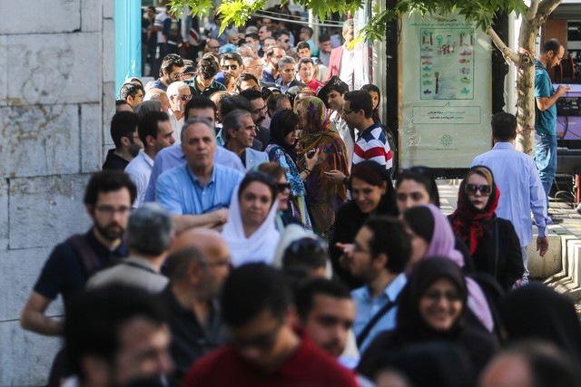 گزارش رسانه هاي كويتي از حضور پرشور زنان در  انتخابات ايران