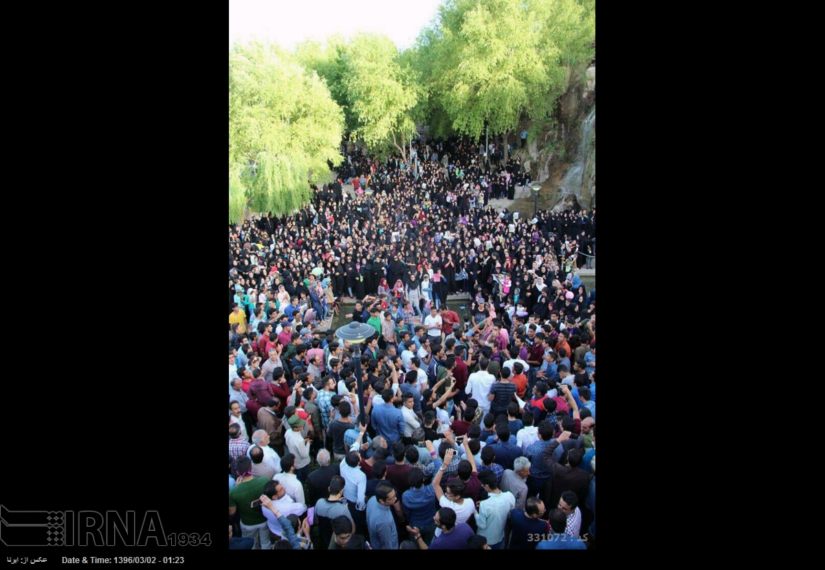 شيراز/جشن پیروزی روحانی در  اقلید