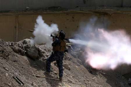 استمرار عمليات الحشد الشعبي باتجاه الحدود العراقية السورية استمرار عمليات الحشد الشعبي باتجاه الحدود العراقية السورية