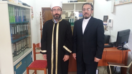مفتی اهل السنة فی الیونان : العالم الاسلامی بحاجة ماسة الي الوحدة بین المسلمین مفتی اهل السنة فی الیونان : العالم الاسلامی بحاجة ماسة الي الوحدة بین المسلمین