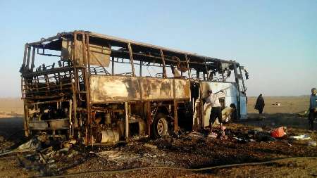 Fire at Pakistani pilgrims bus in Iran, All passengers safe Fire at Pakistani pilgrims bus in Iran, All passengers safe