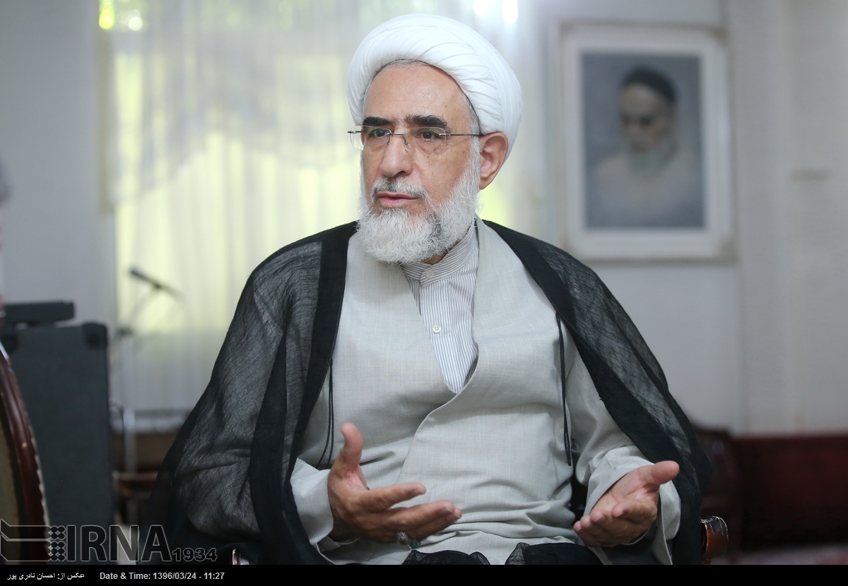 وحدت، کشور را در برابر تهدیدات دشمن واکسینه می‌کند/ قدردانی از گفتمان «وفاق» پزشکیان