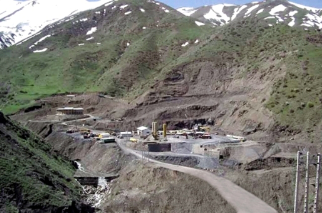 معاون اول رئیس جمهوری از پروژه آزاد راه تهران - شمال بازدید كرد معاون اول رئیس جمهوری از پروژه آزاد راه تهران - شمال بازدید كرد