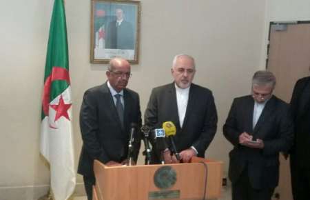 ایران اور الجیریا کے وزرائے خارجہ کی پریس کانفرنس، علاقائی صورتحال پر تفصیلی گفتگو