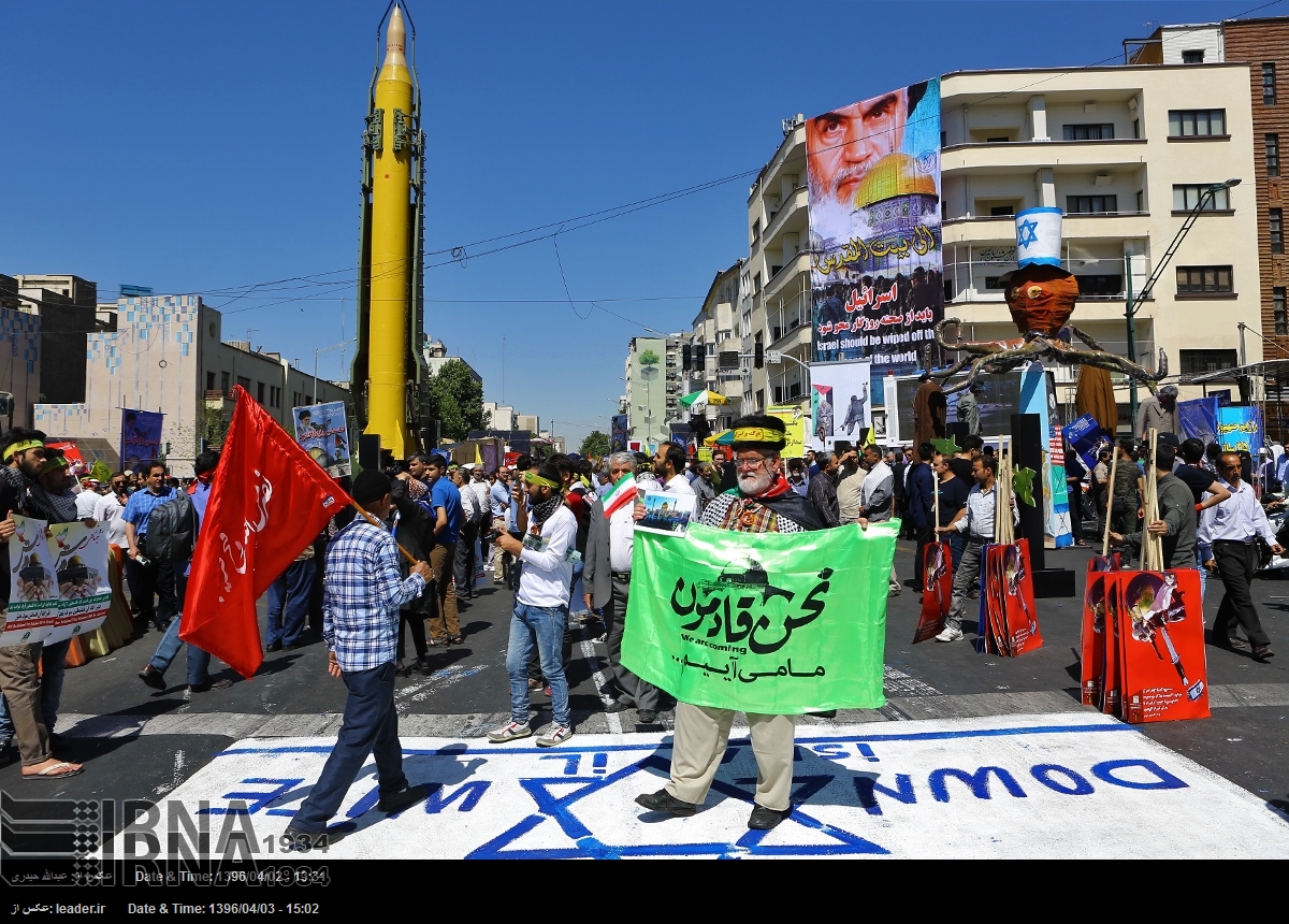 Tehran - IRNA – People of Tehran rallying on International Quds Day on June 23, 2017 to show that Palestine and Palestinian cause will never be sink into oblivion .