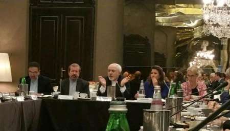 Zarif attends ECFR meeting in Rome Zarif attends ECFR meeting in Rome