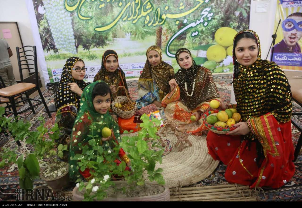 پنجمین جشنواره انبه و گل یاسمین در بندرعباس         عکس: نادر ناصری ‎