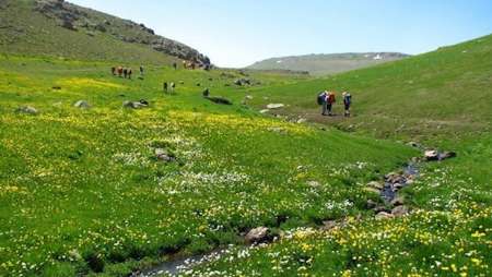 تورهاي يك روزه استان گردي و سرعين گردي برگزار مي شود