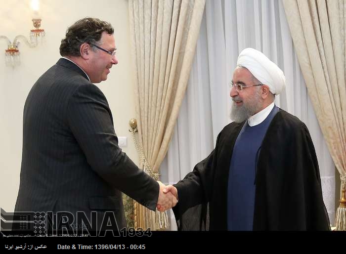 Ruhani: Güney Pars 11. Bölge gelişme anlaşması bilimsel, teknolojik bir anlaşmadır Ruhani: Güney Pars 11. Bölge gelişme anlaşması bilimsel, teknolojik bir anlaşmadır