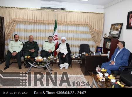 ایرانی سرحدی افواج کسی بھی خطرے سے نمٹنے کے لئے چوکس ہیں: ایرانی کمانڈر ایرانی سرحدی افواج کسی بھی خطرے سے نمٹنے کے لئے چوکس ہیں: ایرانی کمانڈر
