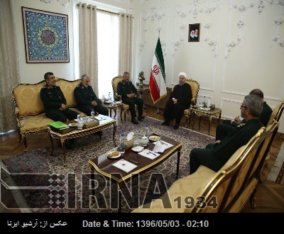 Devrim Muhafızları Komutanları Cumhurbaşkanı Ruhani ile görüştü Devrim Muhafızları Komutanları Cumhurbaşkanı Ruhani ile görüştü