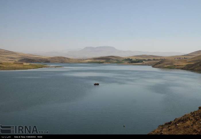 اولین سند مالکیت حدنگاری سد آبی در استان کرمانشاه صادر شد