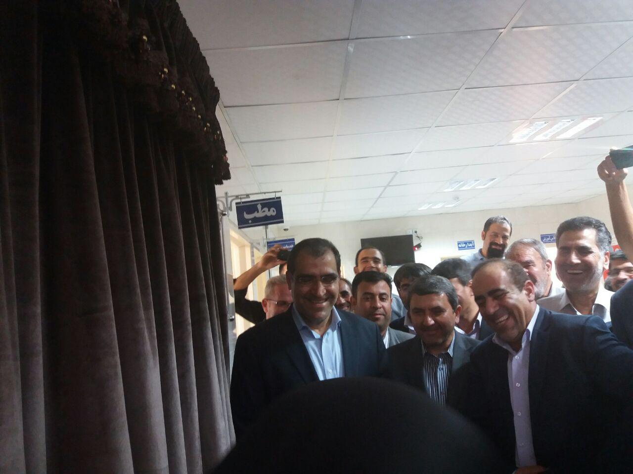 افتتاح 2 طرح درماني با حضور وزير بهداشت در شهر گرماب خدابنده - ایرنا