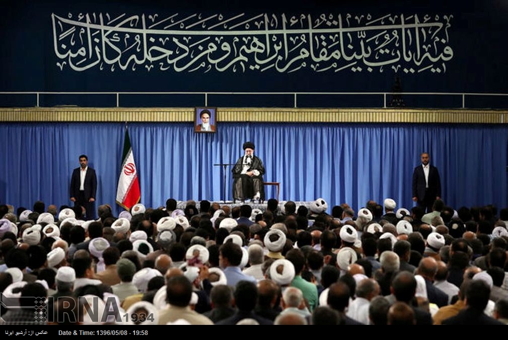 Ayetullah Hamenei: Hacıların güvenliği, izzeti ve refahı korunmalı Ayetullah Hamenei: Hacıların güvenliği, izzeti ve refahı korunmalı