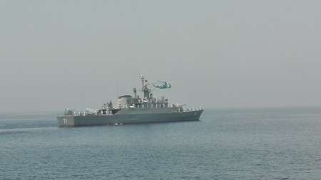 Iran's Navy flotilla docks on Oman Iran's Navy flotilla docks on Oman