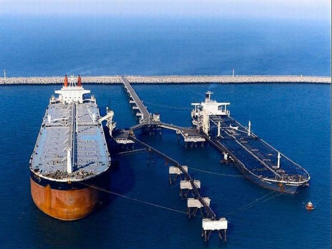 L'exportation du pétrole brut iranien a atteint plus de 2,2 mb/j L'exportation du pétrole brut iranien a atteint plus de 2,2 mb/j