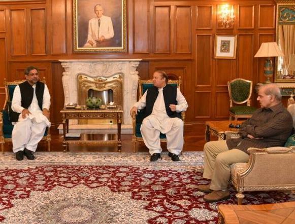 Former, new, future PMs of Pakistan meet to discuss new cabinet Former, new, future PMs of Pakistan meet to discuss new cabinet