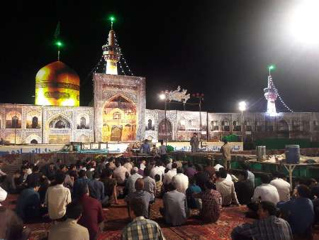 برپايي جشن بزرگ زير سايه خورشيد با حضور خادمان امام رضا(ع) در يزد