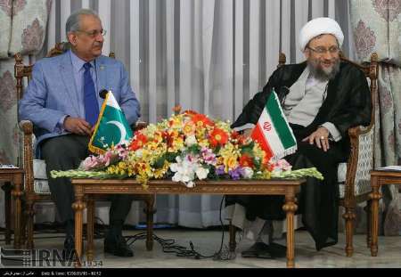 Iran, Pakistan urge unity in Muslim World Iran, Pakistan urge unity in Muslim World