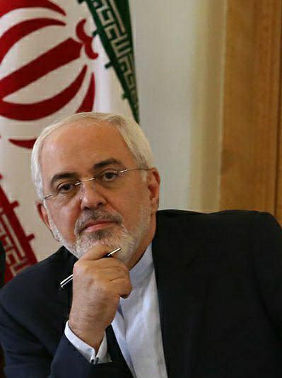 Zarif commémore l'anniversaire du martyre des diplomates iraniens Zarif commémore l'anniversaire du martyre des diplomates iraniens