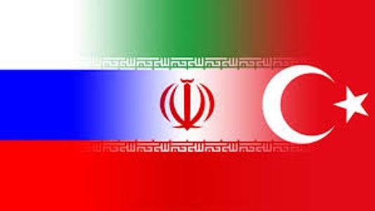 ایران با شركت های روسیه و تركیه برای توسعه میدان های نفتی مشاركت می كند