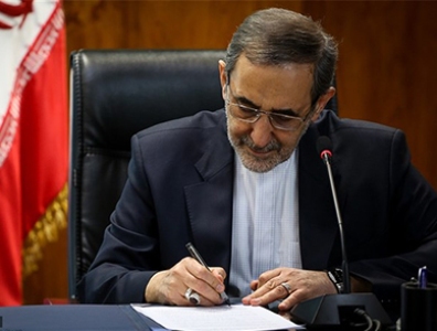 Velayati salue la bravoure du conseiller militaire iranien en Syrie Velayati salue la bravoure du conseiller militaire iranien en Syrie