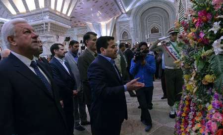 Iraqi minister pays tribute to late founder of Islamic Republic Iraqi minister pays tribute to late founder of Islamic Republic