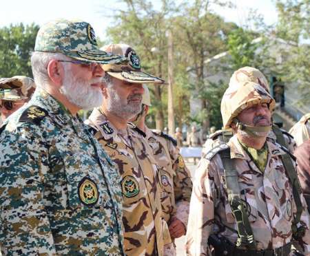 Daesh cannot get near Iran's borders even in mind: Commander Daesh cannot get near Iran's borders even in mind: Commander