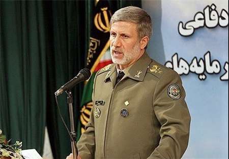 Le ministre de la Défense : L'Iran poursuit son programme balistique