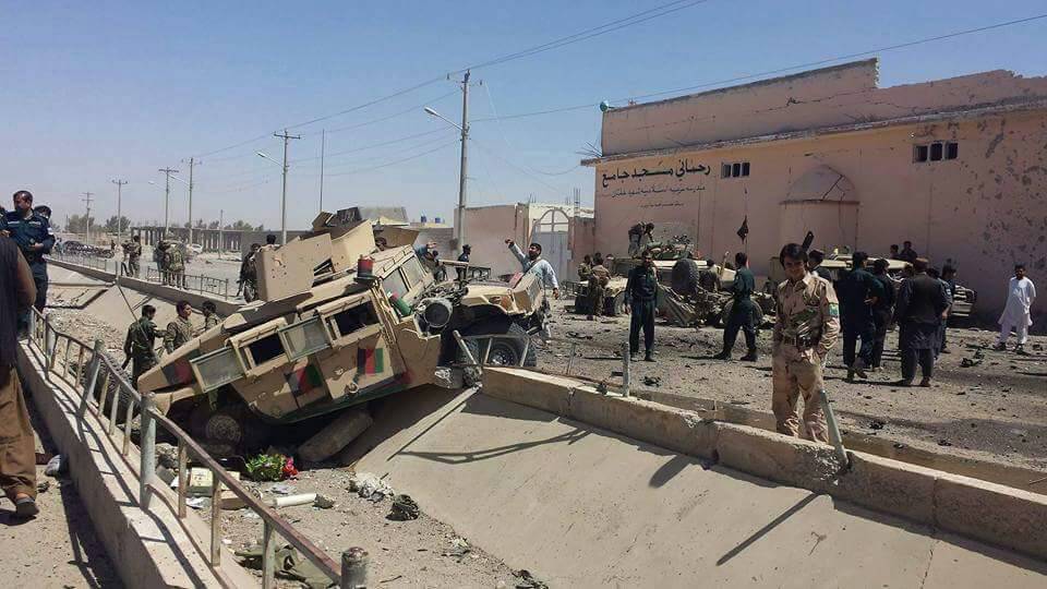 5 killed, 25 injured in south Afghan suicide attack 5 killed, 25 injured in south Afghan suicide attack