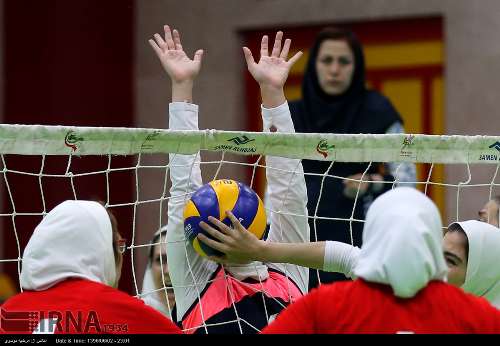 بانوان ورزشکار از خراسان رضوی به اردوی تیم ملی والیبال نشسته دعوت شدند